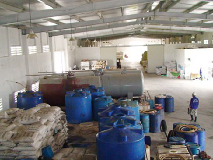 CÔNG TY TNHH HÓA CHẤT CÔNG NGHIỆP ĐỨC GIANG
