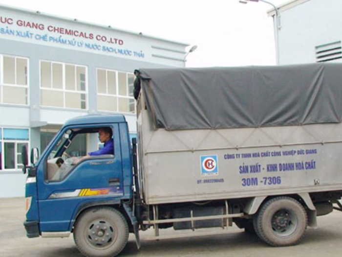 CÔNG TY TNHH HÓA CHẤT CÔNG NGHIỆP ĐỨC GIANG